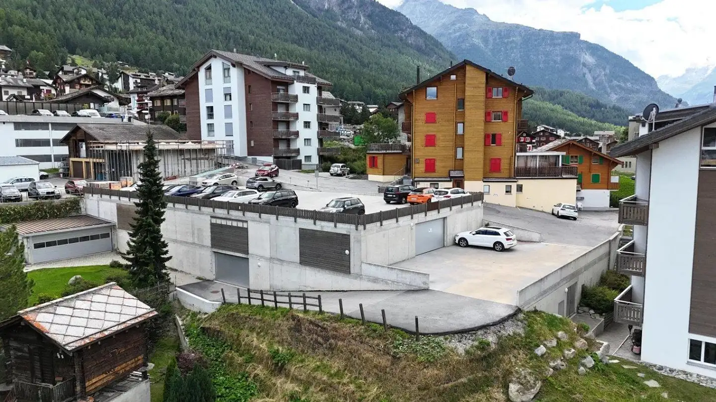 Underground parking space for sale - 3925 Grächen