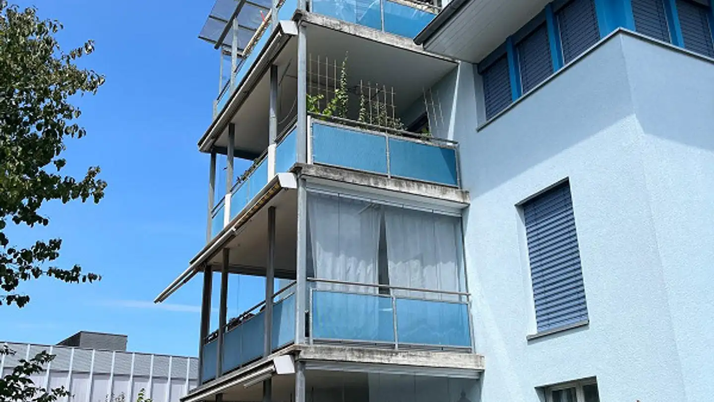 Attique à louer - Falkenstrasse 7, 8570 Weinfelden - Photo 2