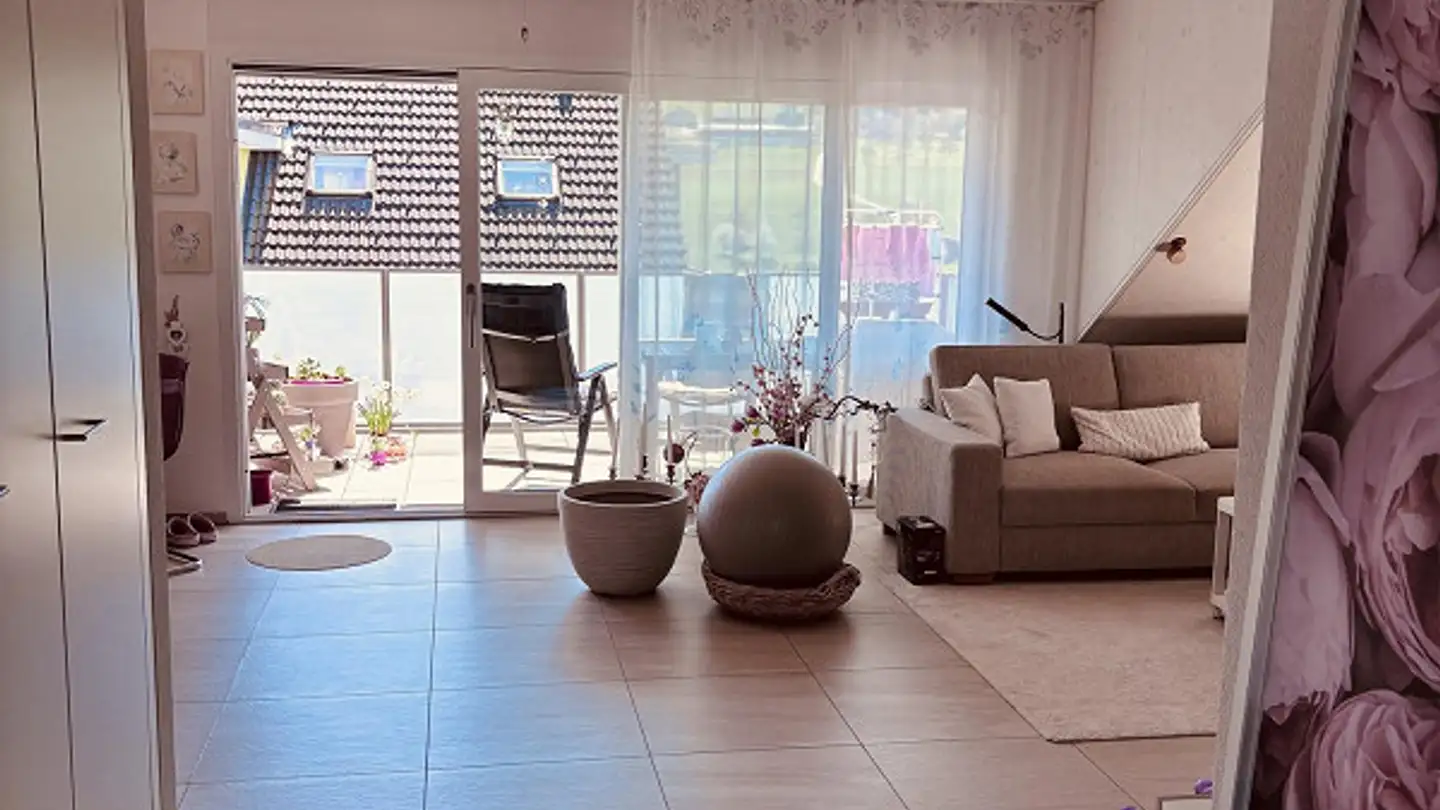 Attique à louer - Sonnenrain 2, 6146 Grossdietwil