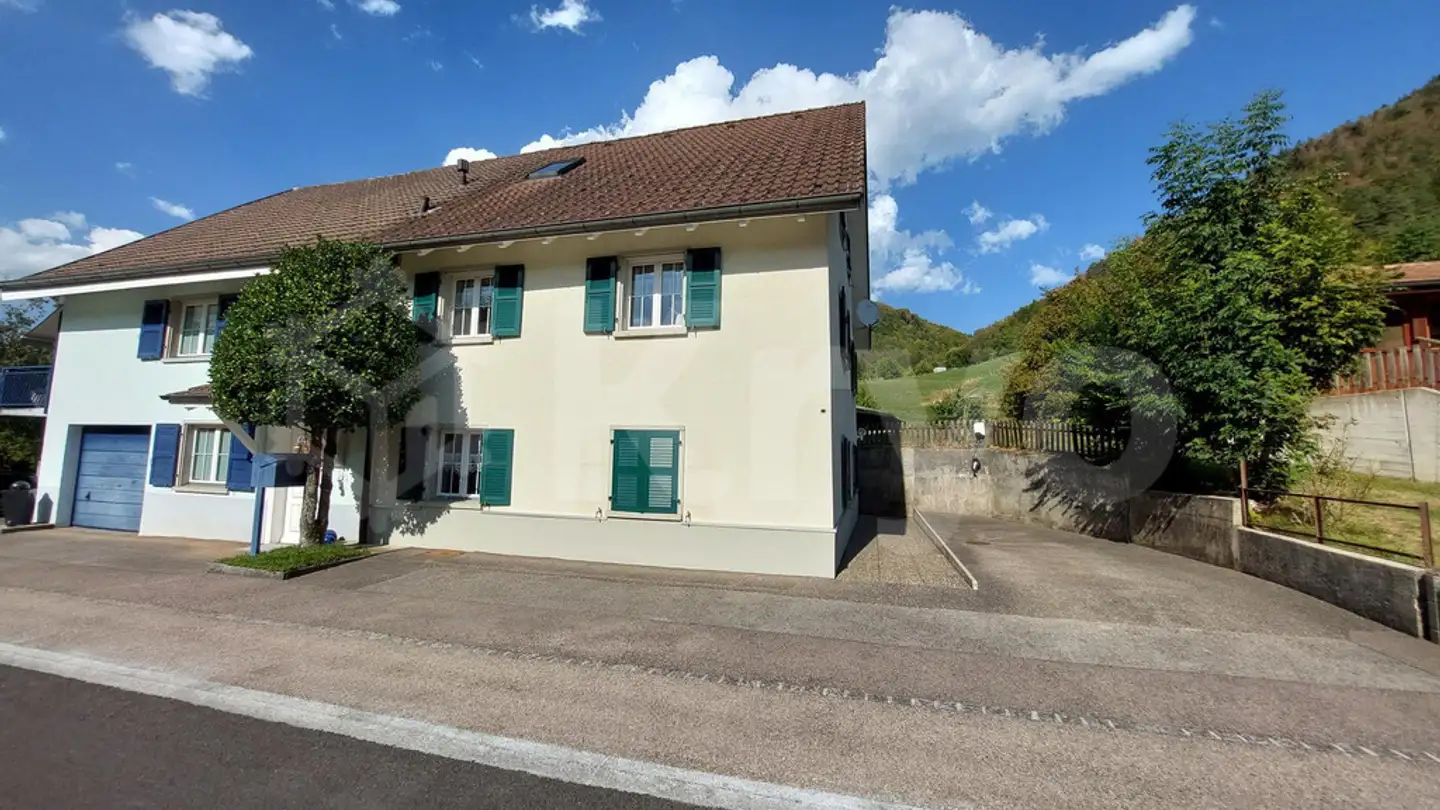Row house for rent - 2827 Mervelier