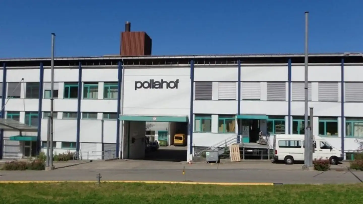 Commercial à louer - Lohwisstrasse 38, 8123 Ebmatingen