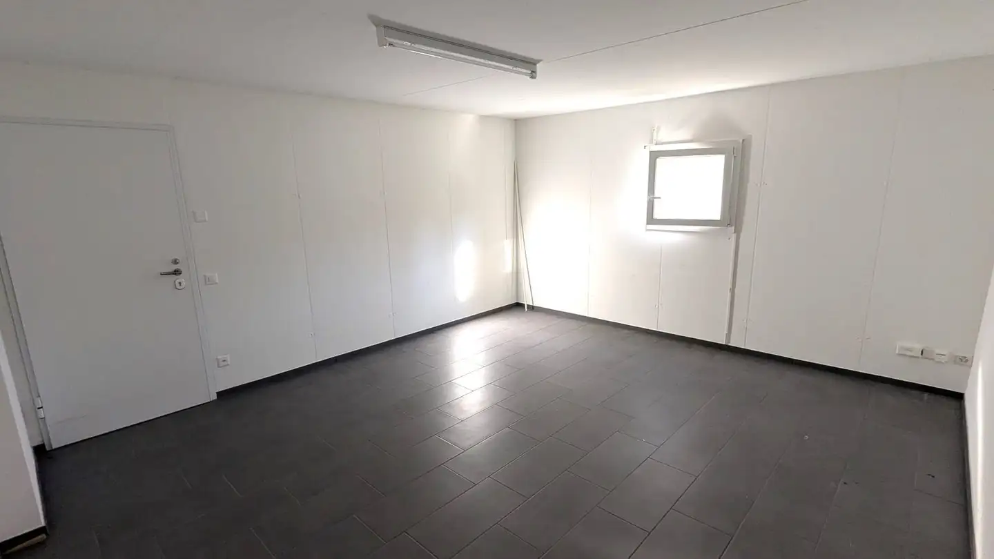 Storage space for rent - 6830 Chiasso - Photo 2