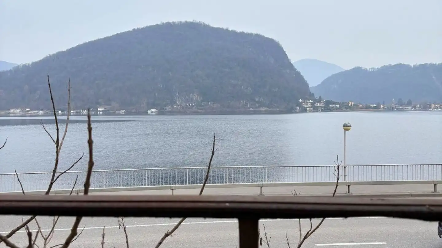 Edificio residenziale in vendita - 6988 Ponte Tresa