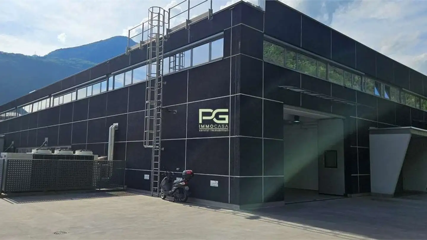 Commerciale in affitto - Via Stazione 18b, 6532 Castione - Foto 2