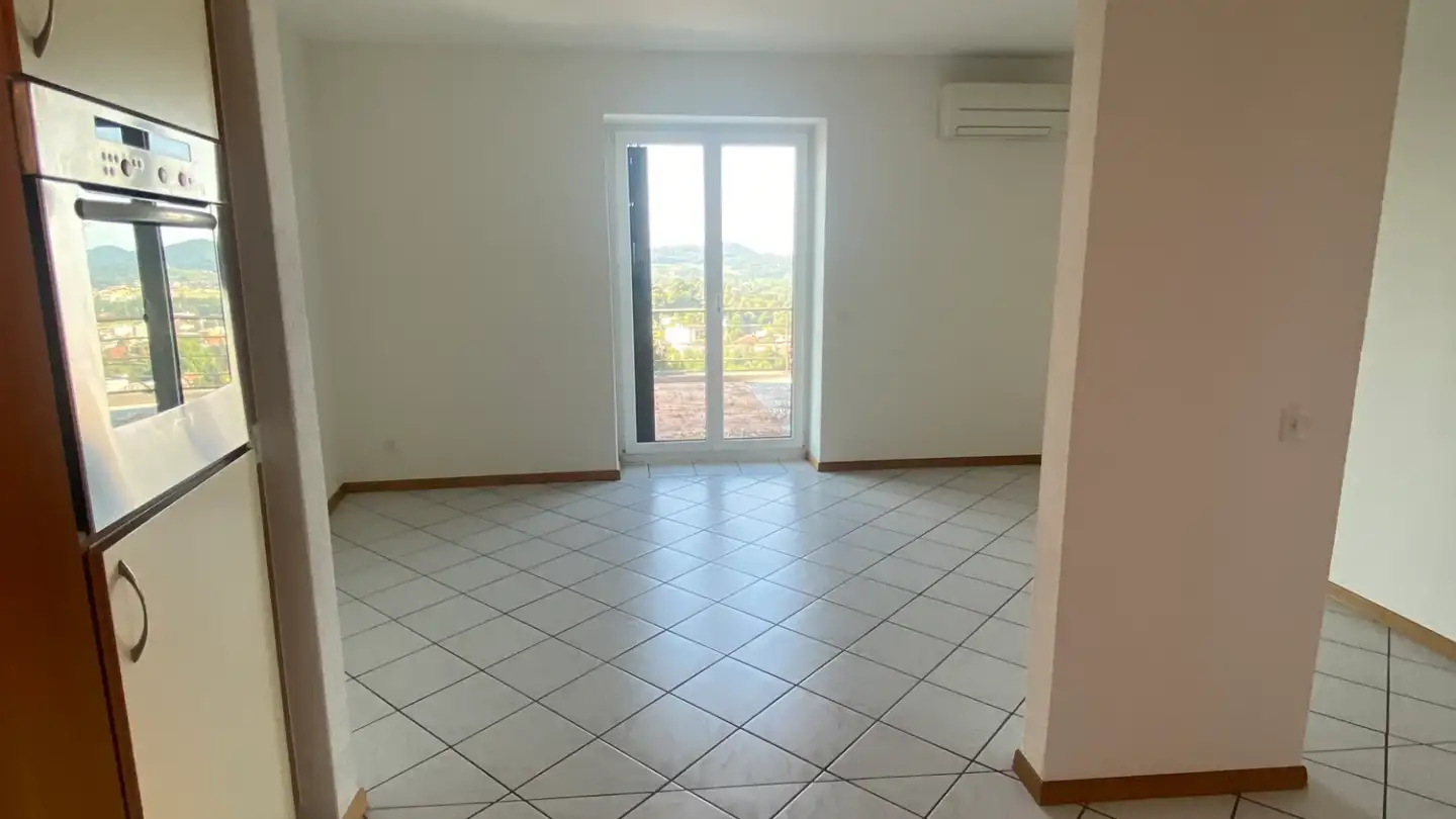 Appartement à louer - 6872 Salorino - Photo 3