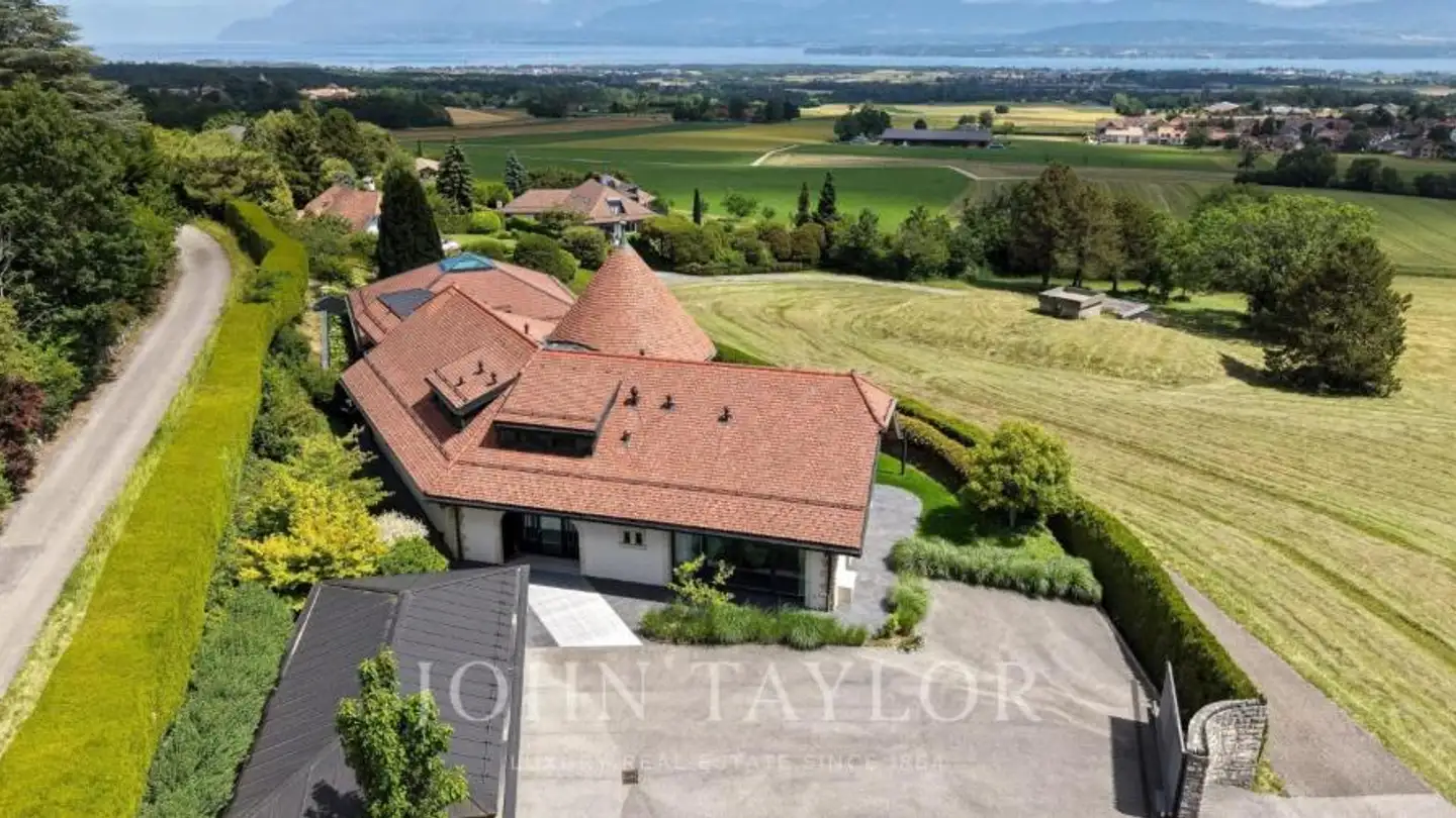 Villa for sale - 1271 Givrins