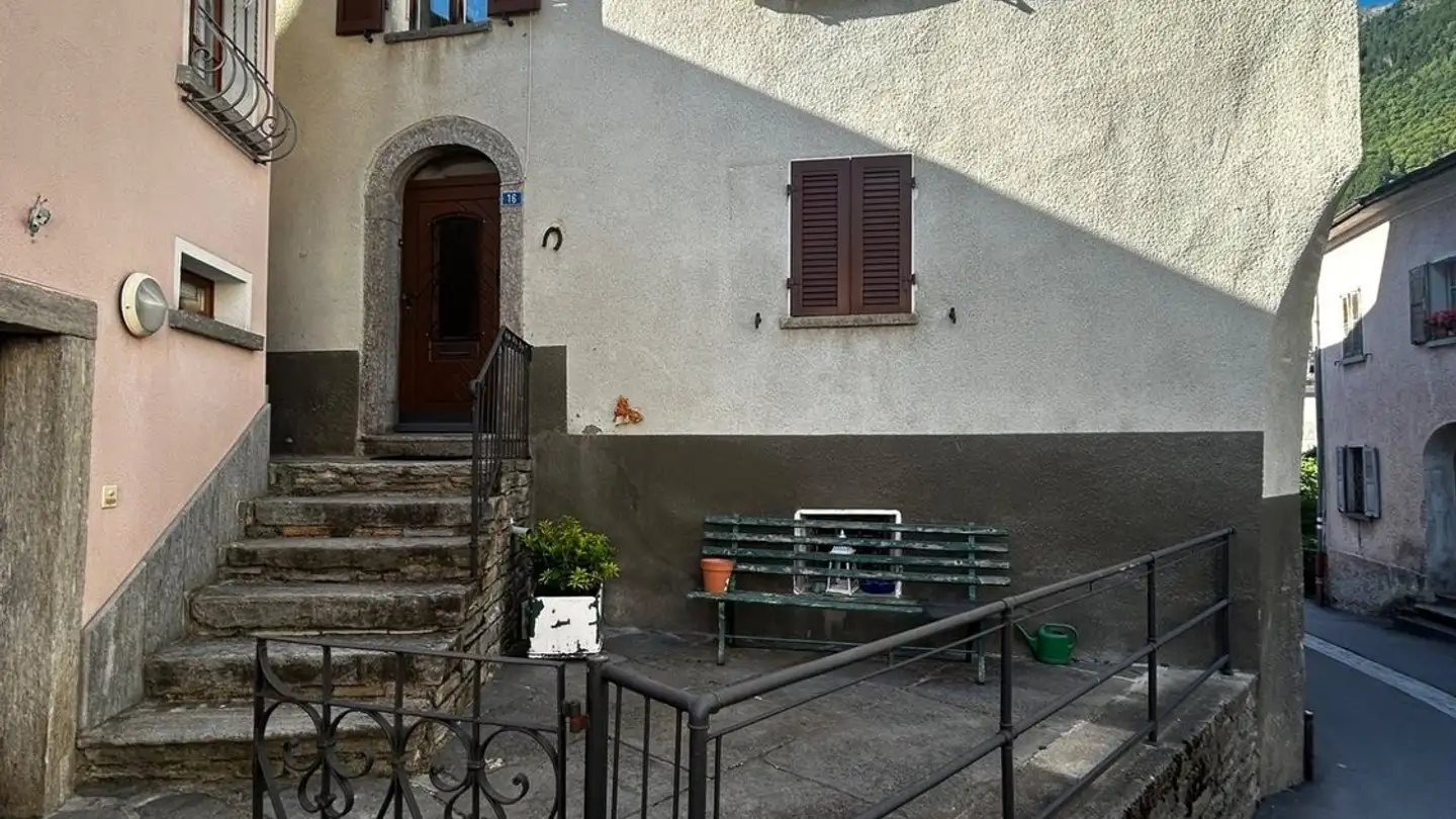 Appartamento in affitto - Strada de la Géisa 16, 6563 Mesocco - Photo 2