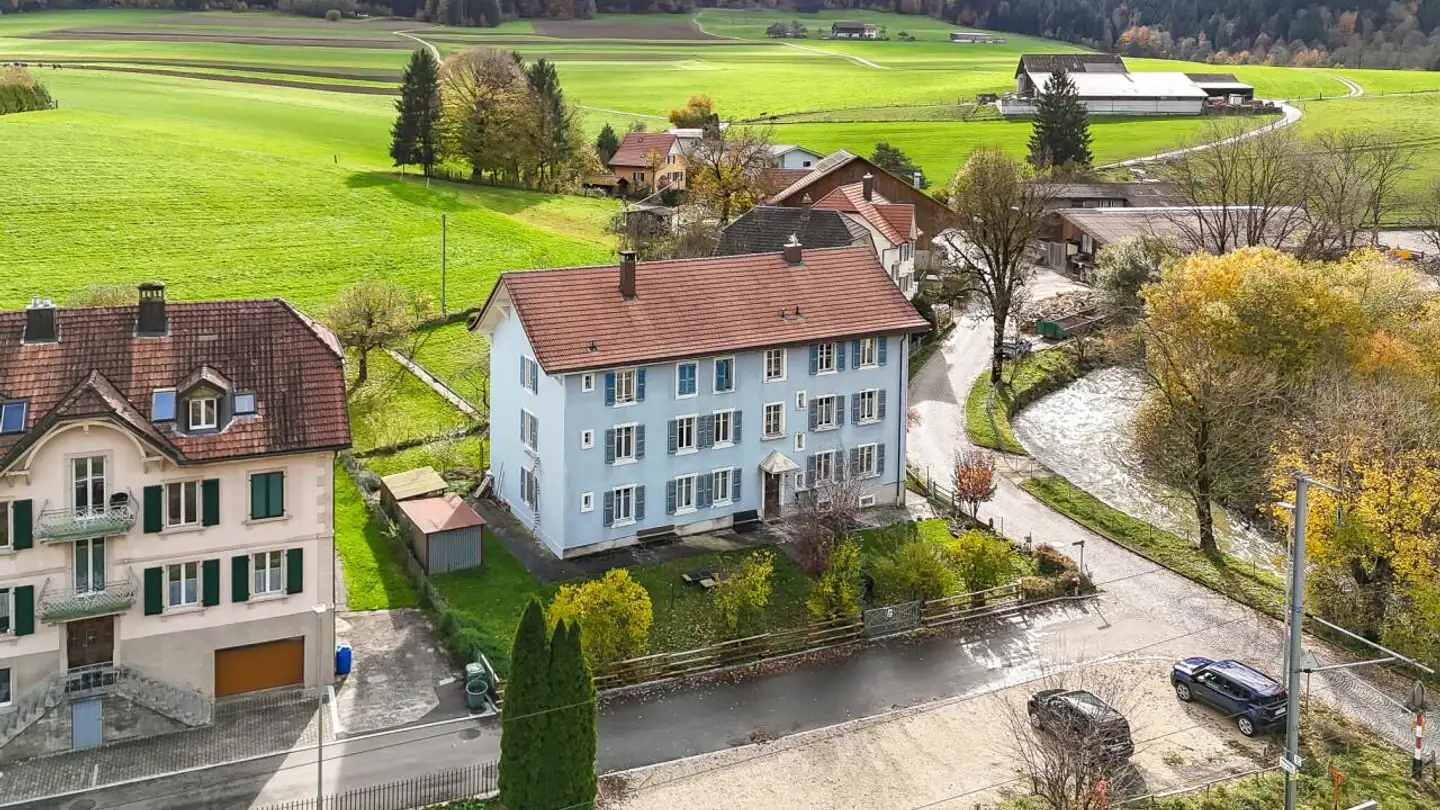 Mehrfamilienhaus kaufen - 2612 Cormoret