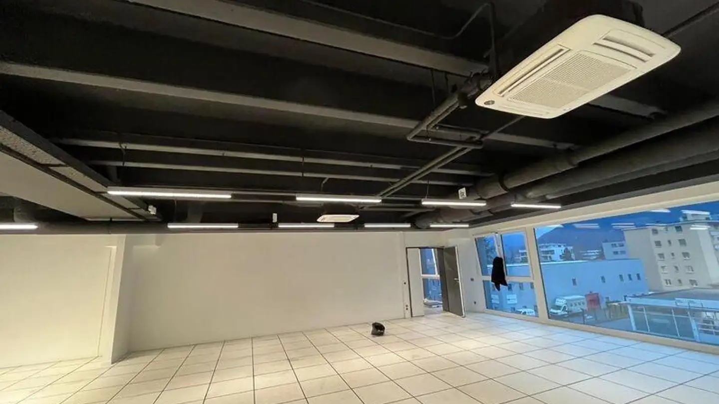 Mixed-use building for rent - Via Del Carmagnola 12, 6517 Arbedo - Photo 4