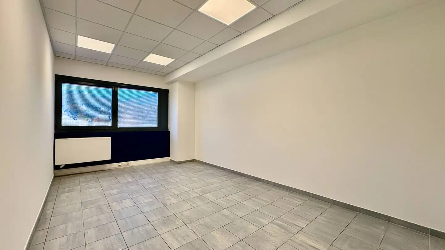Bureau à louer - 6929 Gravesano - Photo 3