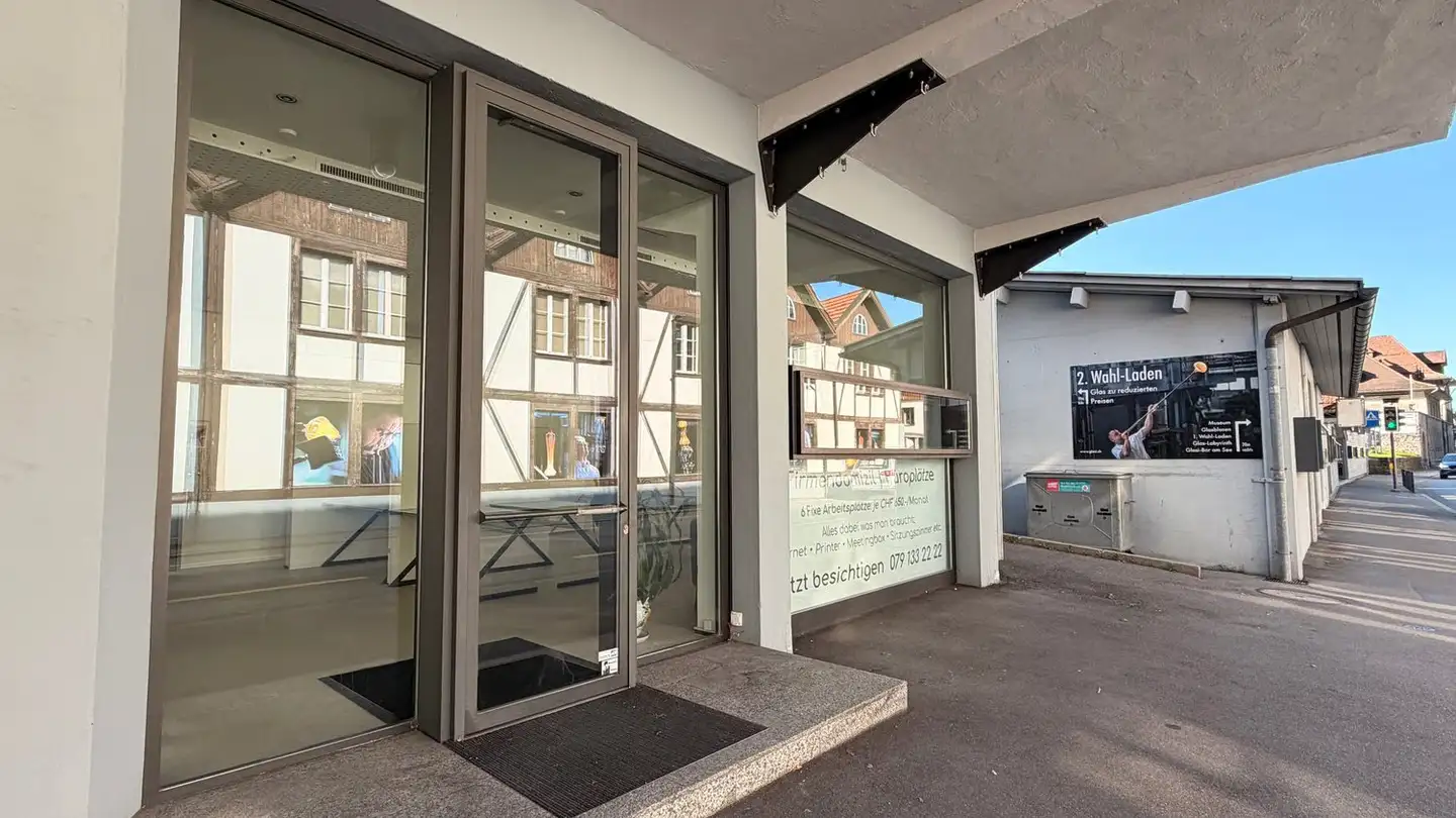 Spazio ufficio in affitto - Glaserweg 2, 6052 Hergiswil NW