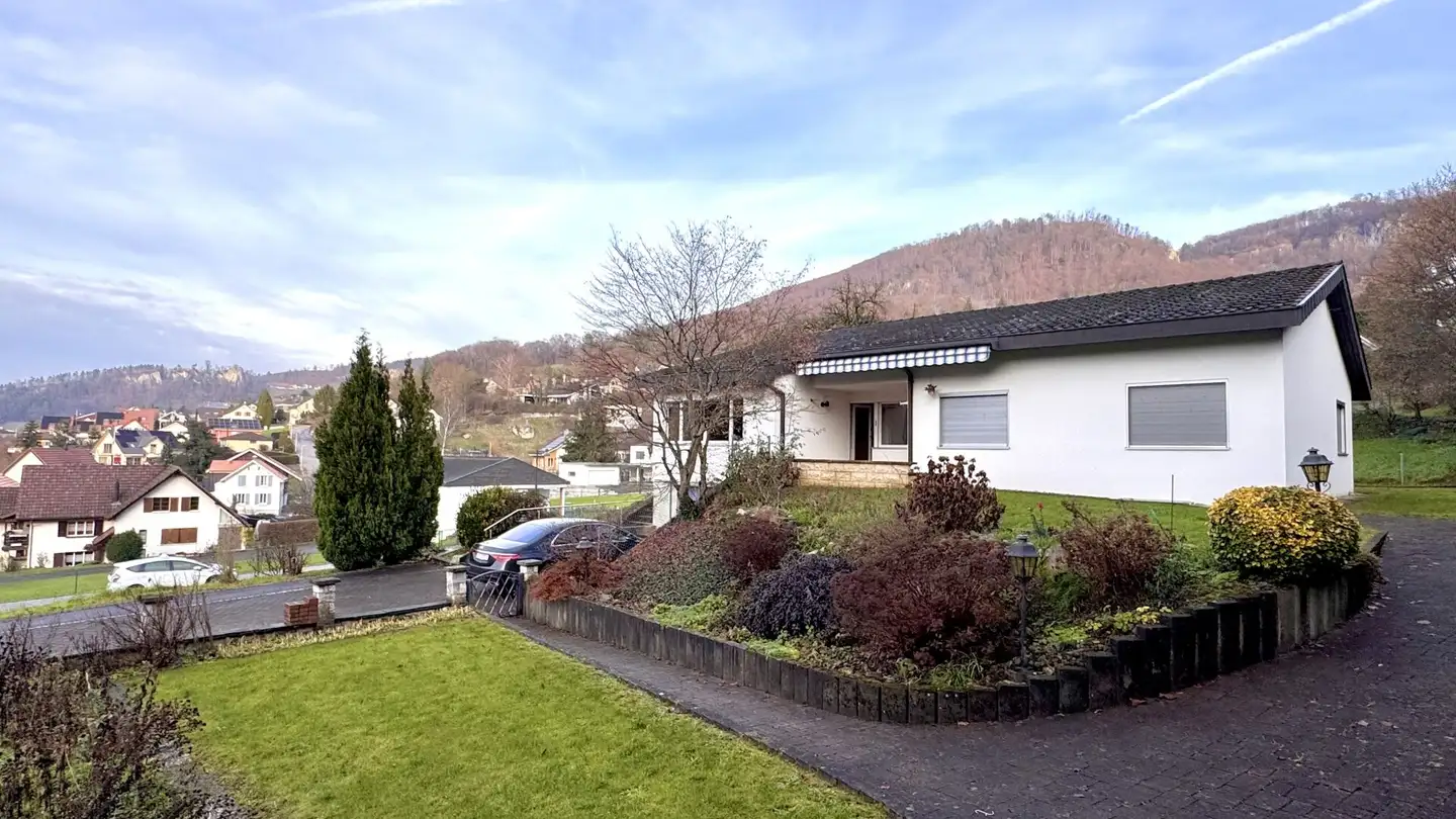 Single house for sale - 4202 Duggingen