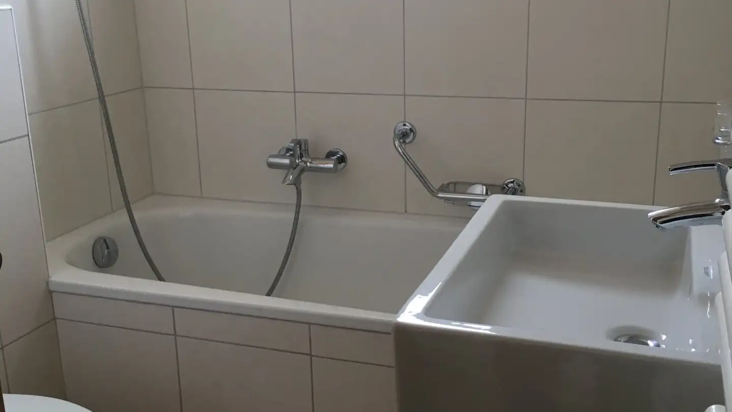 Appartamento in affitto - Route Des Vieux-Prés 6a, 2054 Chézard-St-Martin - Photo 2