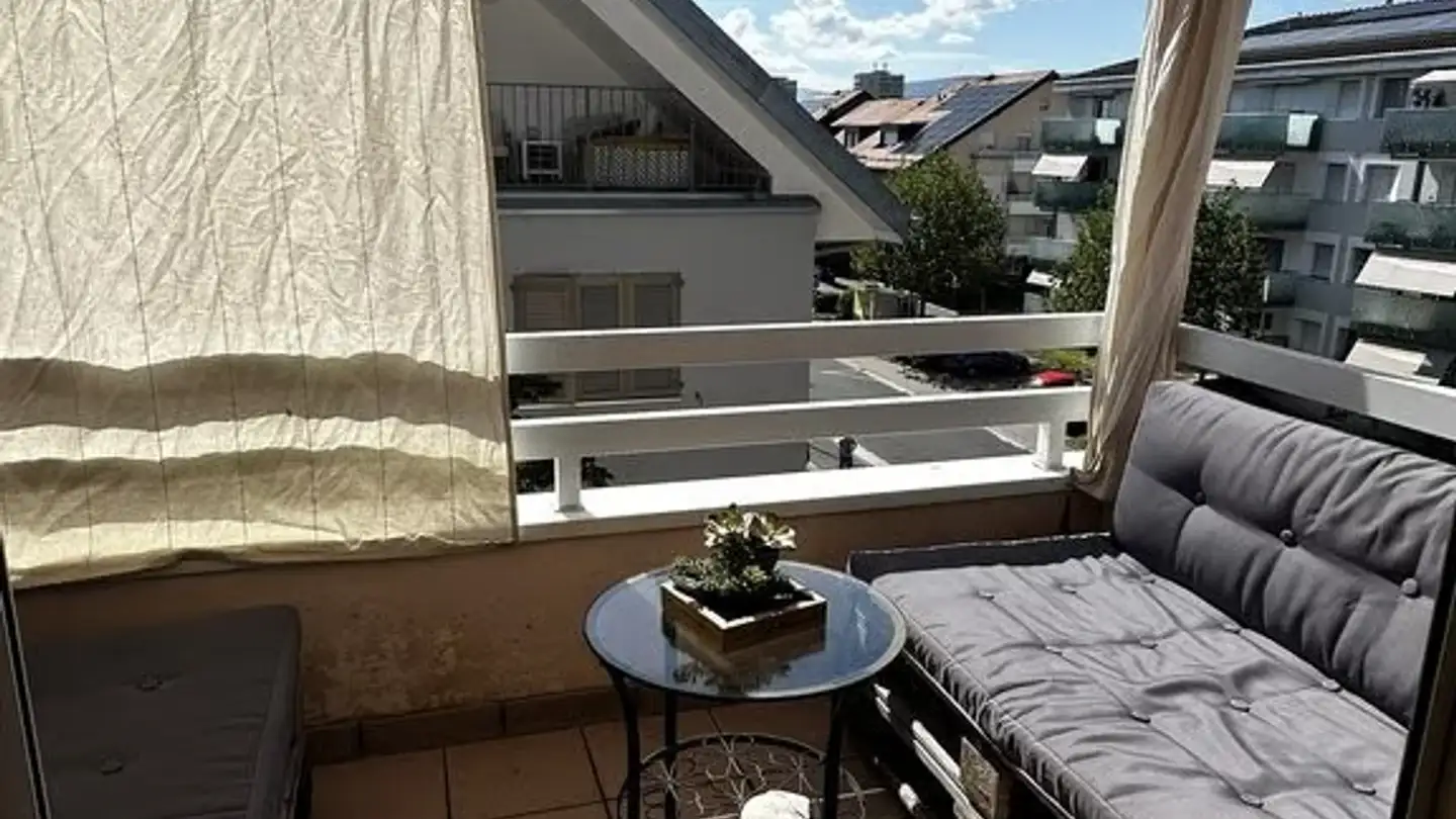 Duplex à louer - Rue Du Borgeaud 16, 1196 Gland - Photo 2