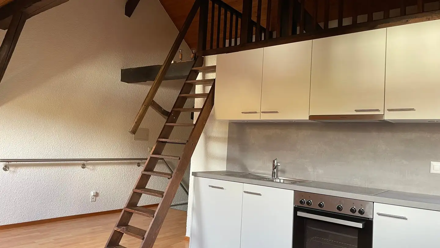 Dachgeschosswohnung mieten - Rue Centrale 14, 1880 Bex - Foto 3