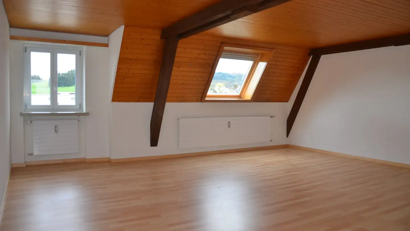 Dachgeschosswohnung mieten - Bahnhofstrasse 1a, 8360 Eschlikon TG - Foto 4