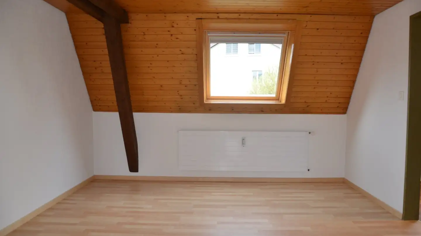 Dachgeschosswohnung mieten - Bahnhofstrasse 1a, 8360 Eschlikon TG - Foto 3