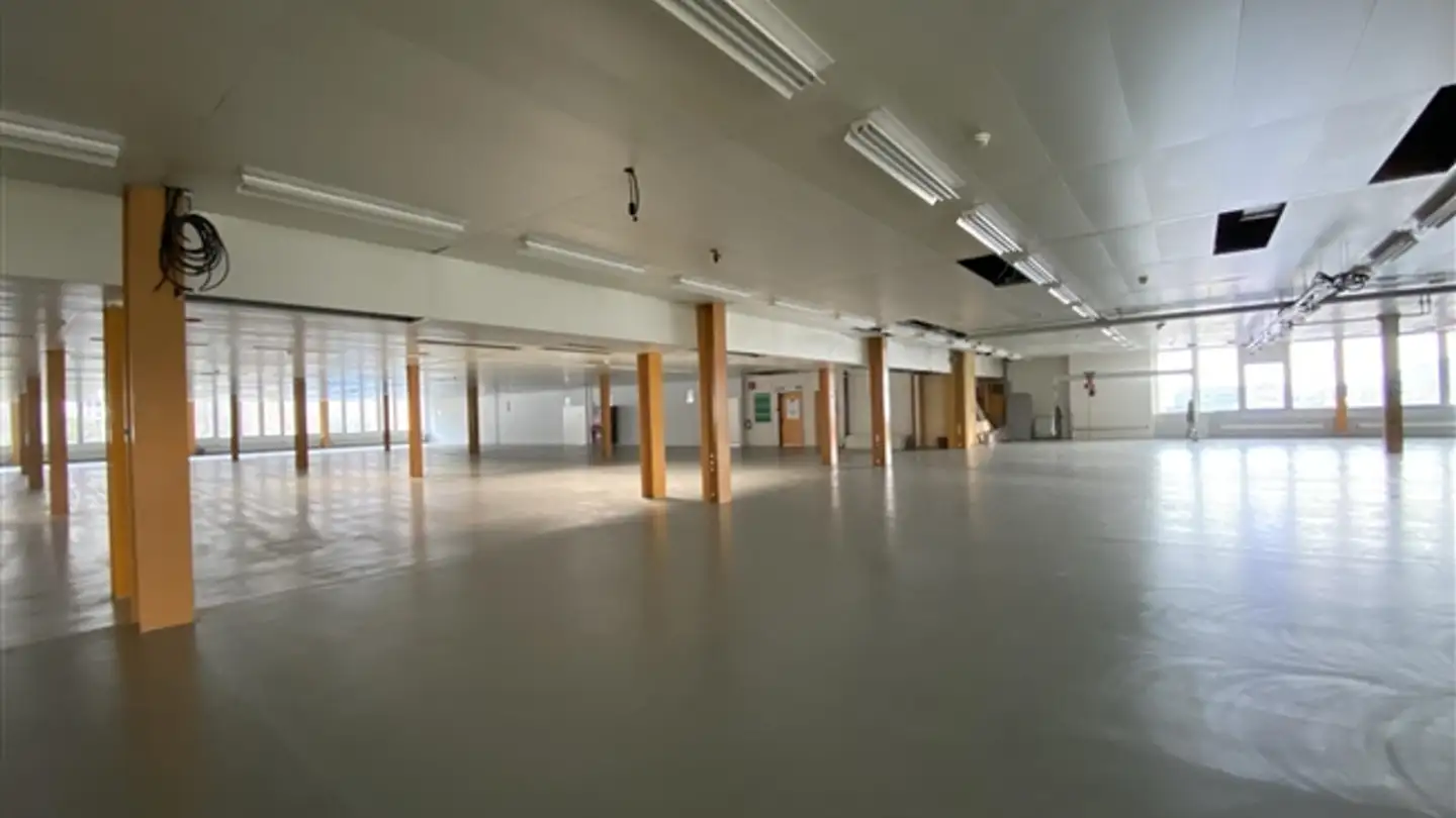 Appartamento in affitto - Rue Fritz-Oppliger / Fritz-Oppliger-Strasse 18, 2504 Biel/Bienne - Photo 2