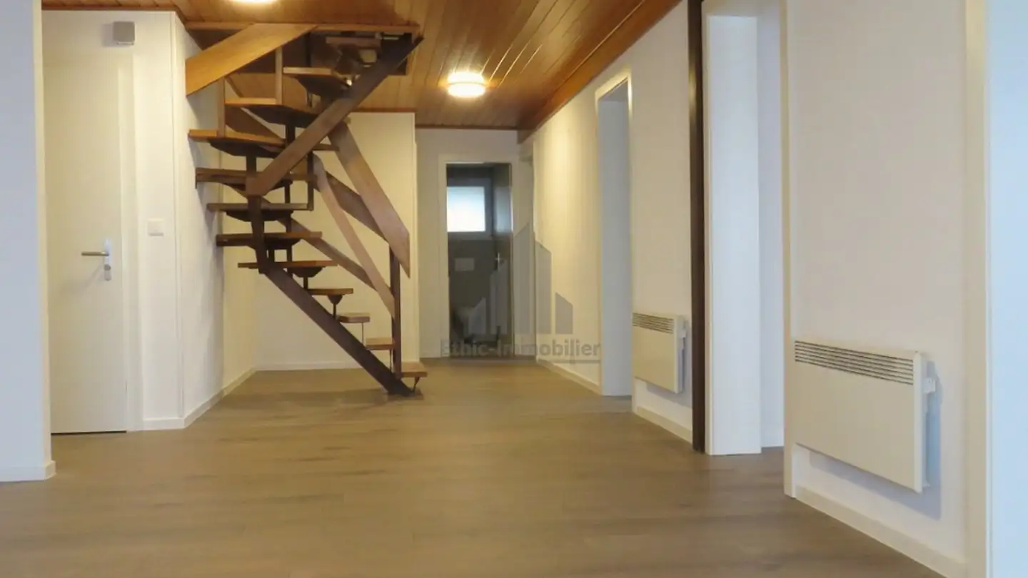 Wohnung mieten - Chemin De La Place D'armes, 1423 Villars-Burquin