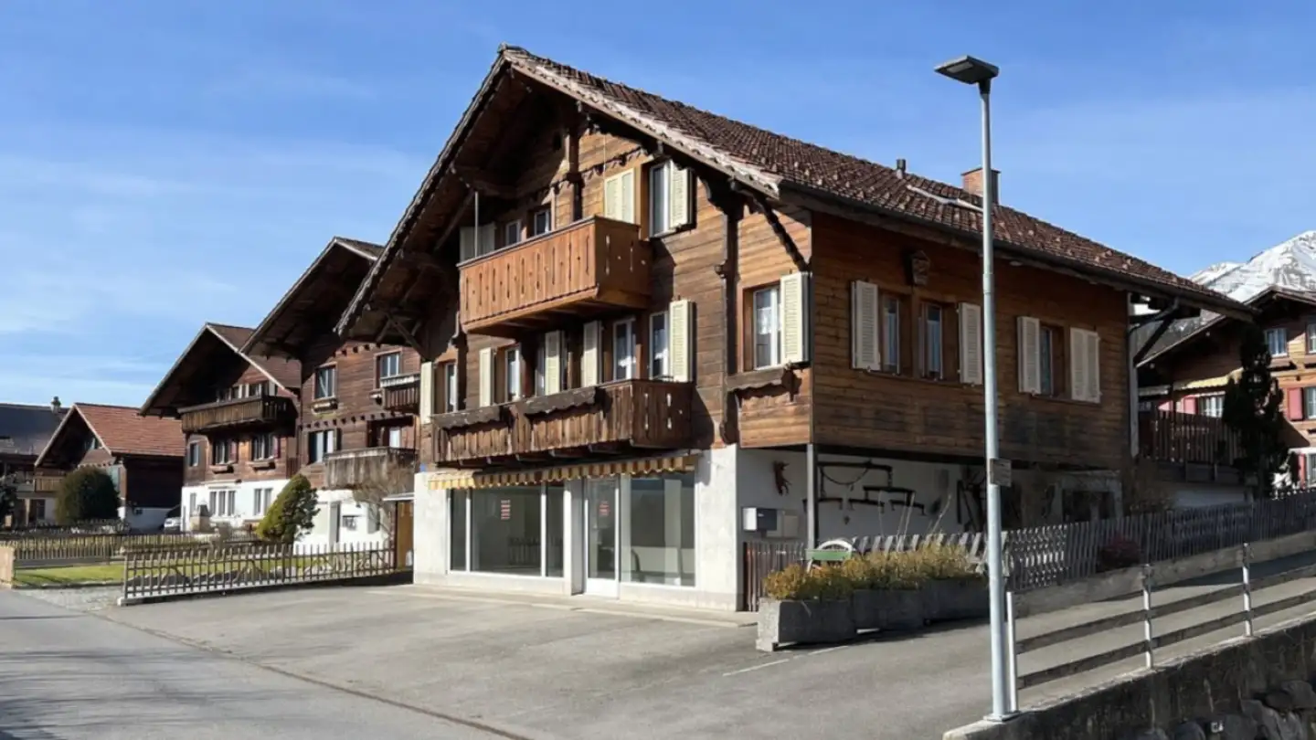 Commercial à louer - Scheidweg 6, 3858 Hofstetten b. Brienz - Photo 3