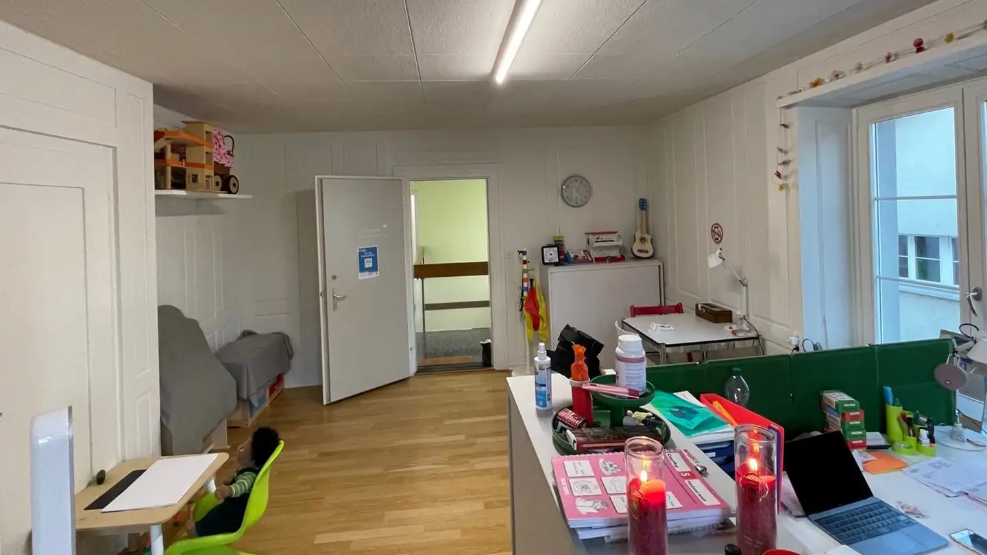 Bürofläche mieten - Aathalstrasse 80, 8610 Uster - Foto 2