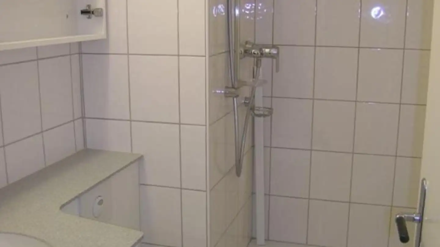 Wohnung mieten - Maienzugstrasse 20, 5000 Aarau - Foto 4