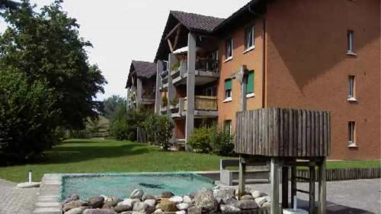 Bien immobilier à louer - Nelkenstrasse 6, 8330 Pfäffikon ZH