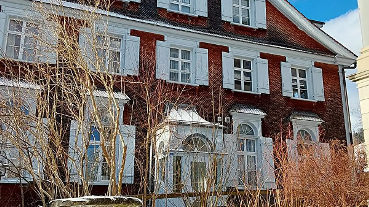 Commercial for rent - 9056 Gais