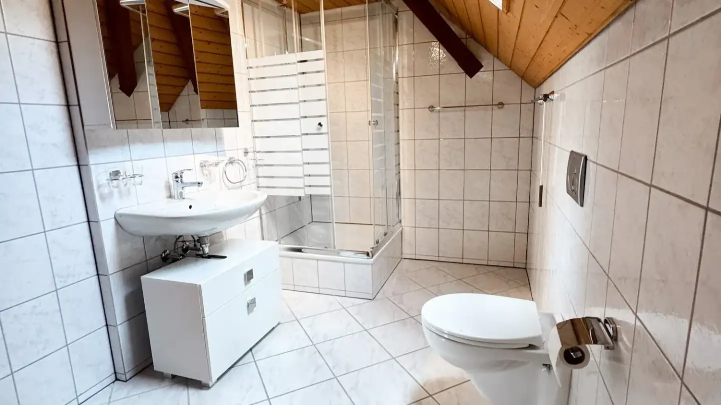 Dachgeschosswohnung mieten - Luzernerstrasse 38, 5054 Moosleerau - Foto 3