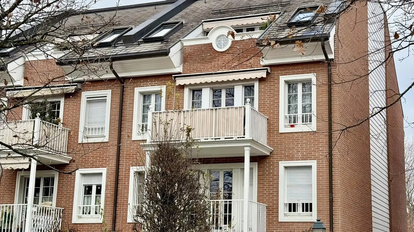 Duplex for sale - 1234 Vessy