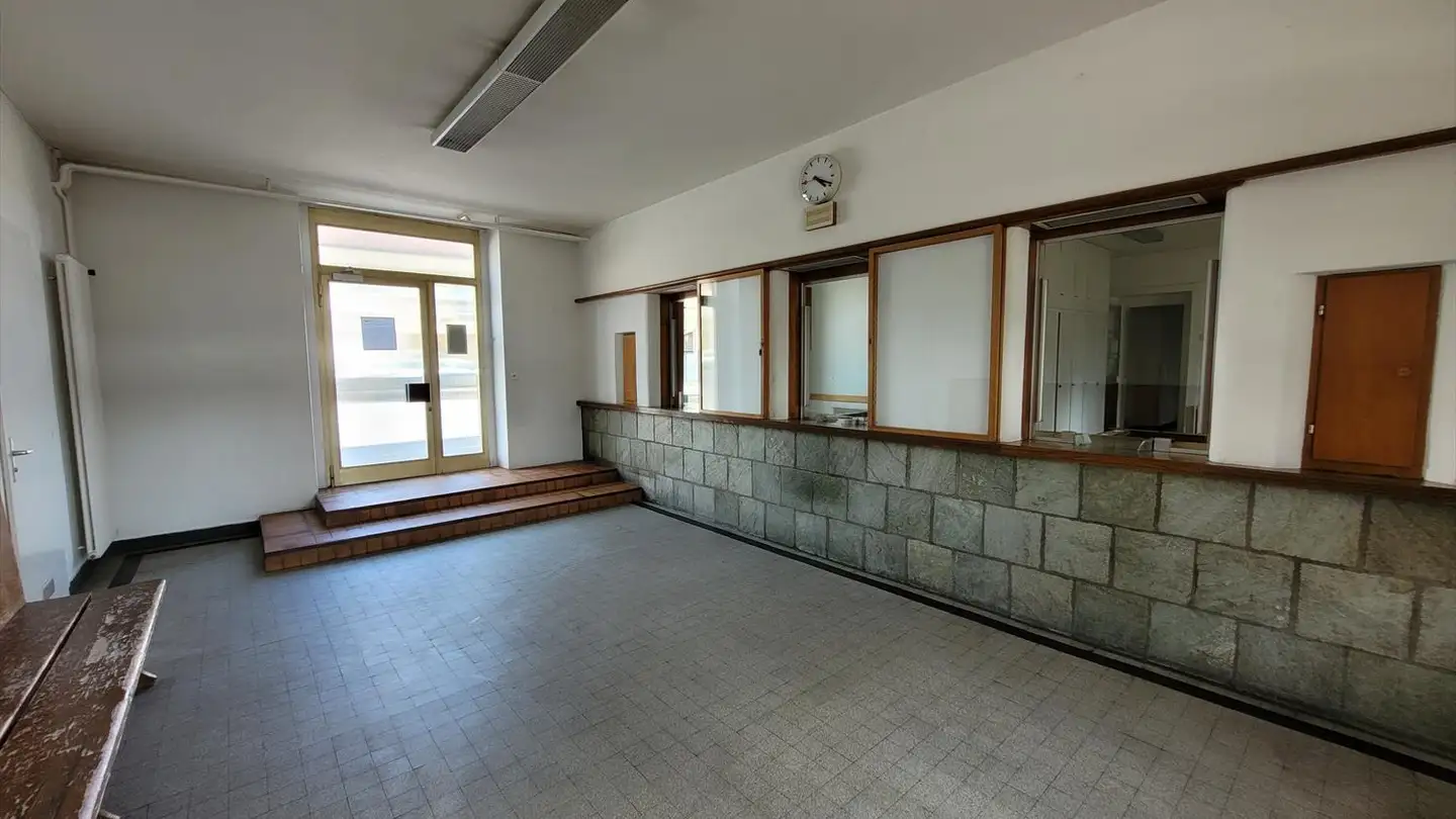 Commerciale in affitto - Bahnhofplatz 1, 3210 Kerzers - Photo 2