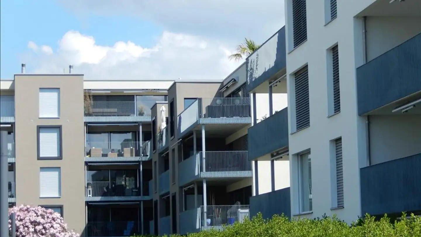 Apartment for rent - Zürichstrasse 49a, 8340 Hinwil - Photo 2