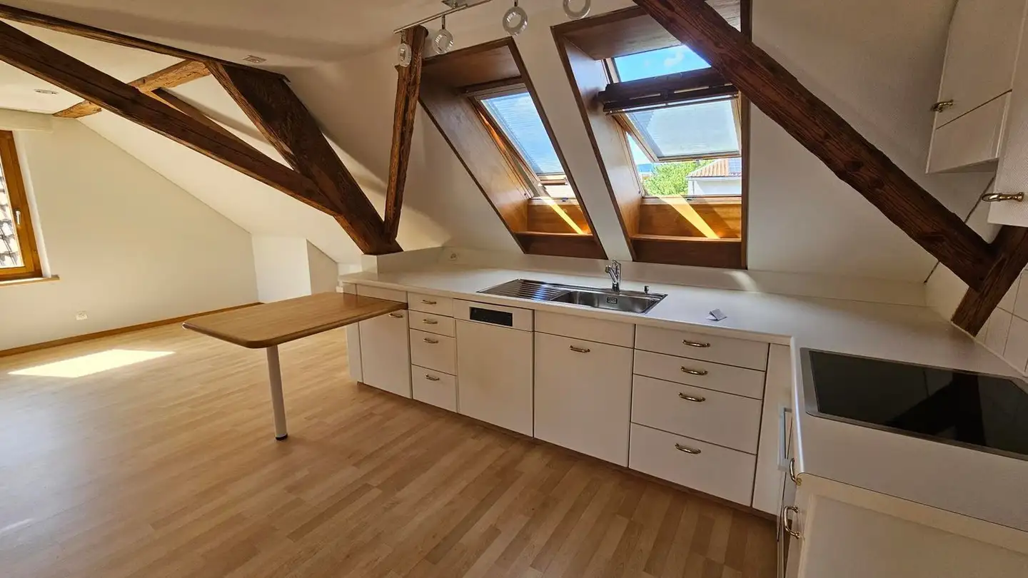 Attic flat for rent - Hauptstrasse 15, 5502 Hunzenschwil - Photo 2