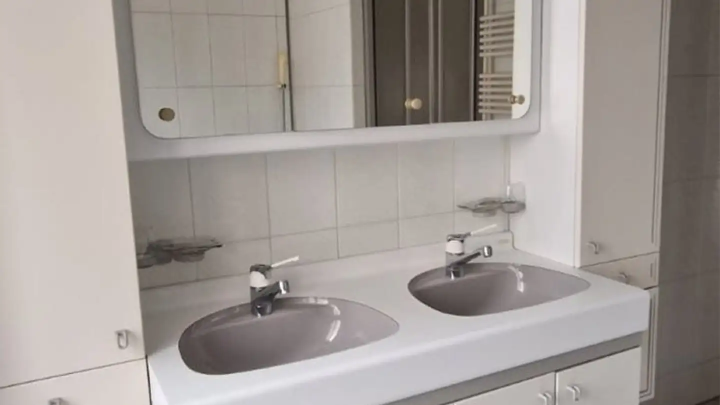 Appartamento in affitto - Rue Daniel-Jeanrichard 5, 2400 Le Locle - Photo 4