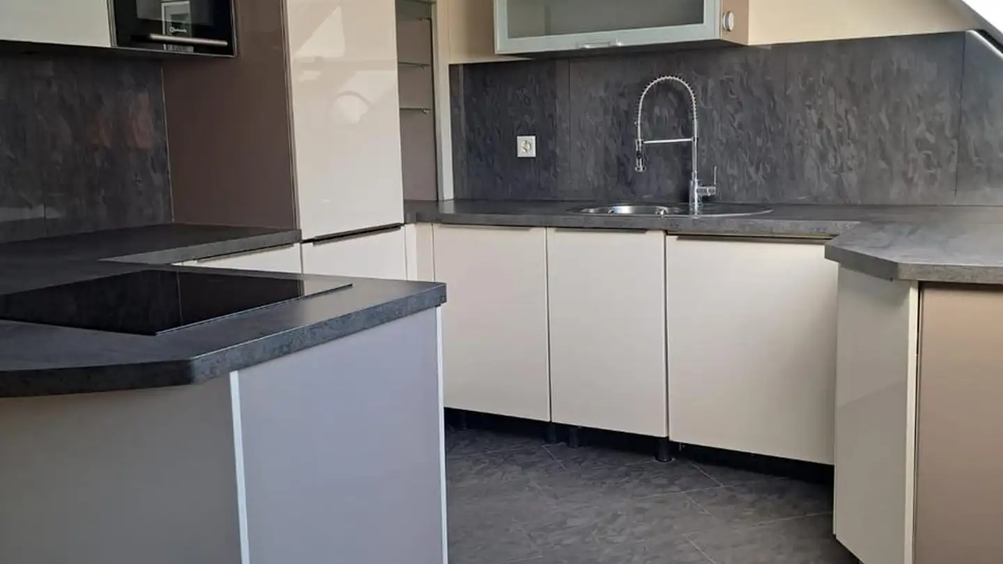 Appartamento in affitto - Rue Jean-Jacques-Huguenin 37, 2400 Le Locle - Foto 3