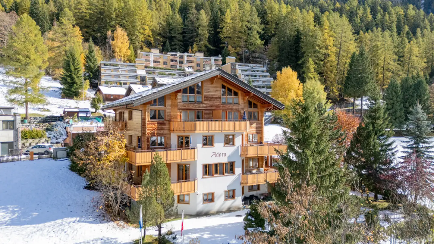 Residential building for sale - 3954 Leukerbad