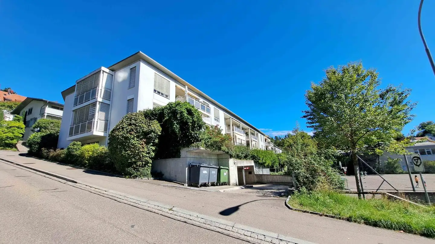 Tiefgaragenstellplatz mieten - Hofstrasse 62, 8032 Zürich