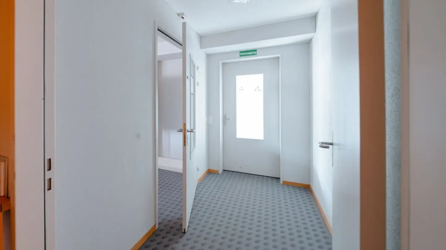 Commercial à louer - Picardiestrasse 3, 5040 Schöftland - Photo 4