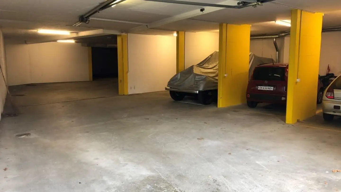 Outdoor parking space for rent - Bahnhofstrasse 21, 8353 Elgg - Photo 4