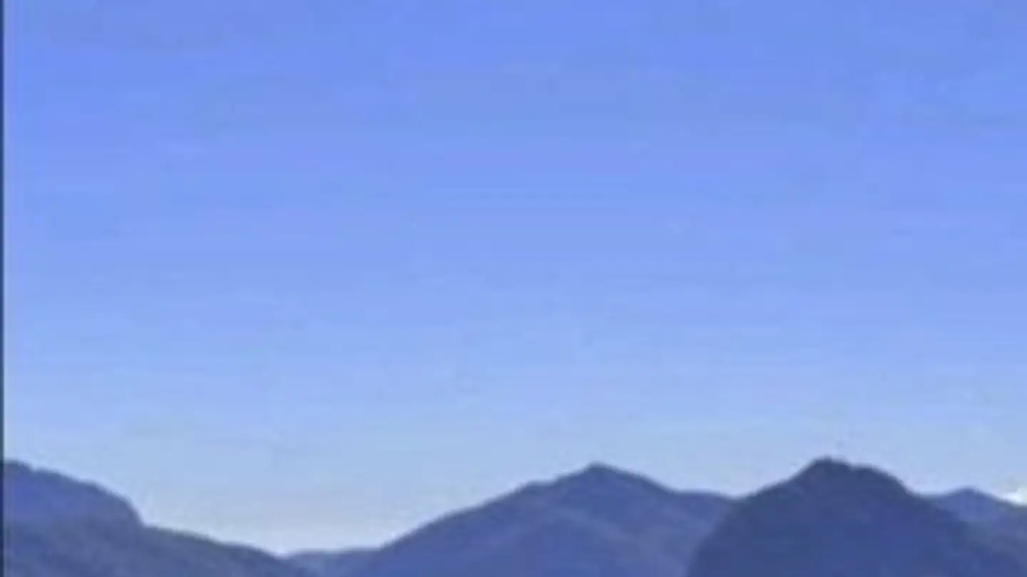 Apartment for rent - 6949 Comano