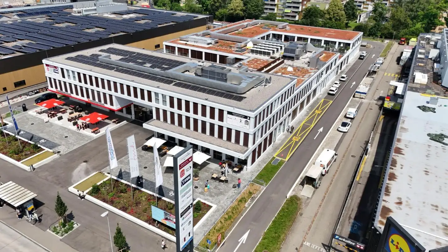 Studio medico in affitto - Grabenstrasse 4, 8184 Bachenbülach