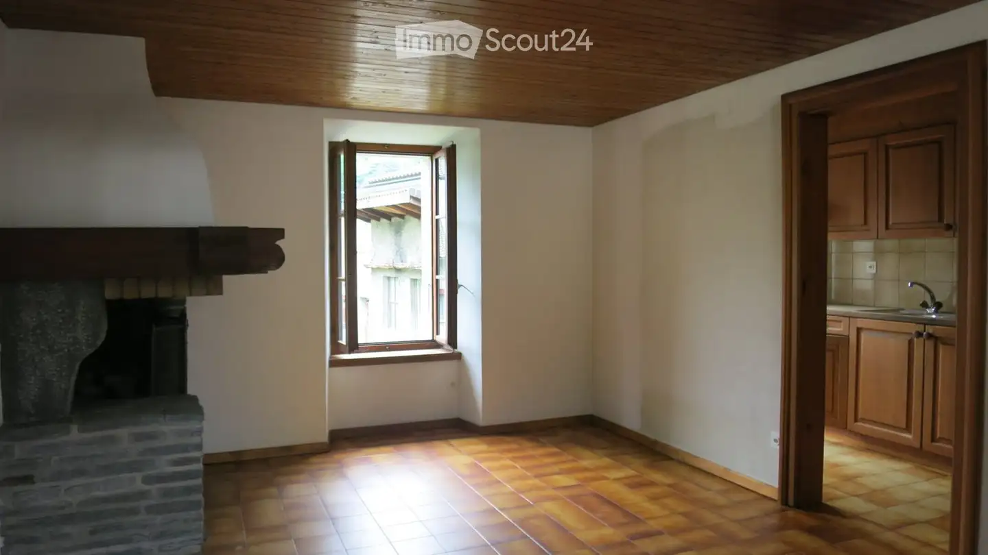 Single house for sale - 6537 Grono