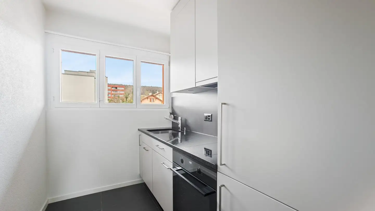 Appartement à louer - Rue De La Perrière 11, 2000 Neuchâtel - Photo 4