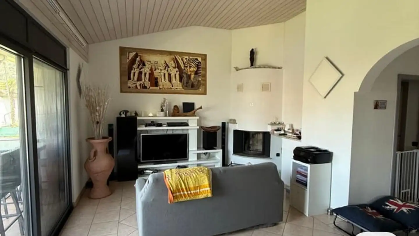 Residential building for sale - Via Mondasc 21, 6514 Sementina