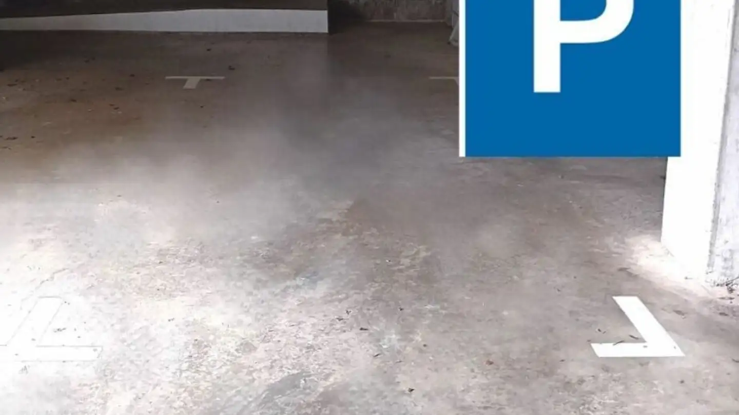 Outdoor parking space for rent - Engelhardstrasse, 3280 Murten