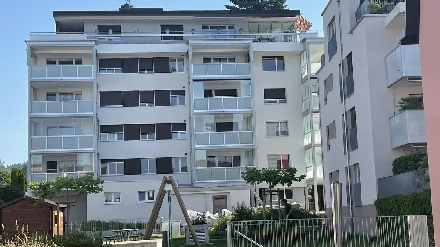 Appartement à louer - Tumbelenstrasse 72, 8330 Pfäffikon ZH - Photo 2