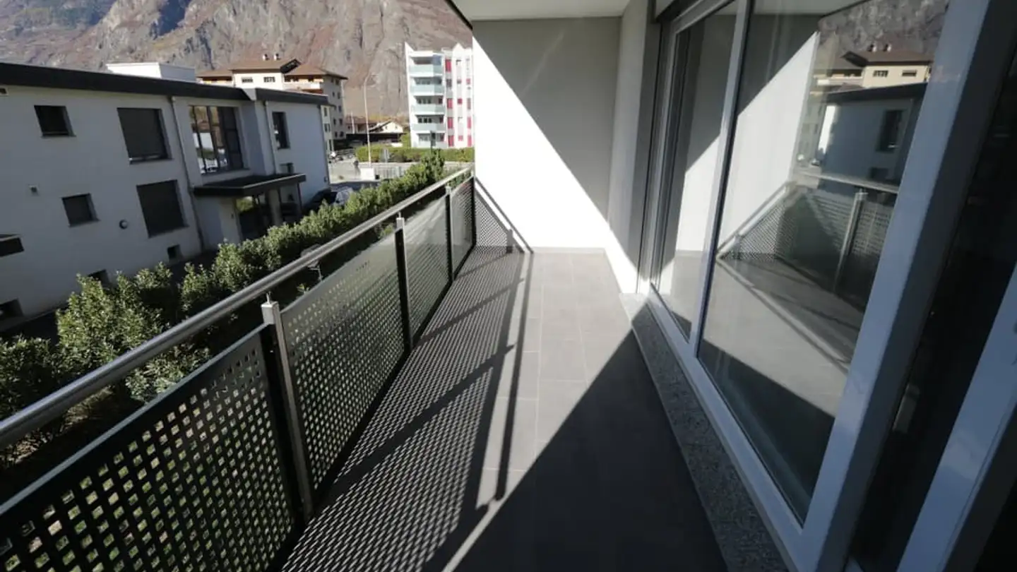 Appartamento in affitto - Route Du Simplon 30, 1907 Saxon - Photo 2