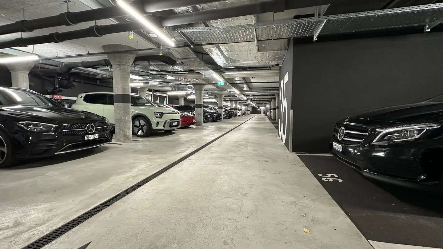 Parcheggio esterno in affitto - Grüngasse 35, 8004 Zürich