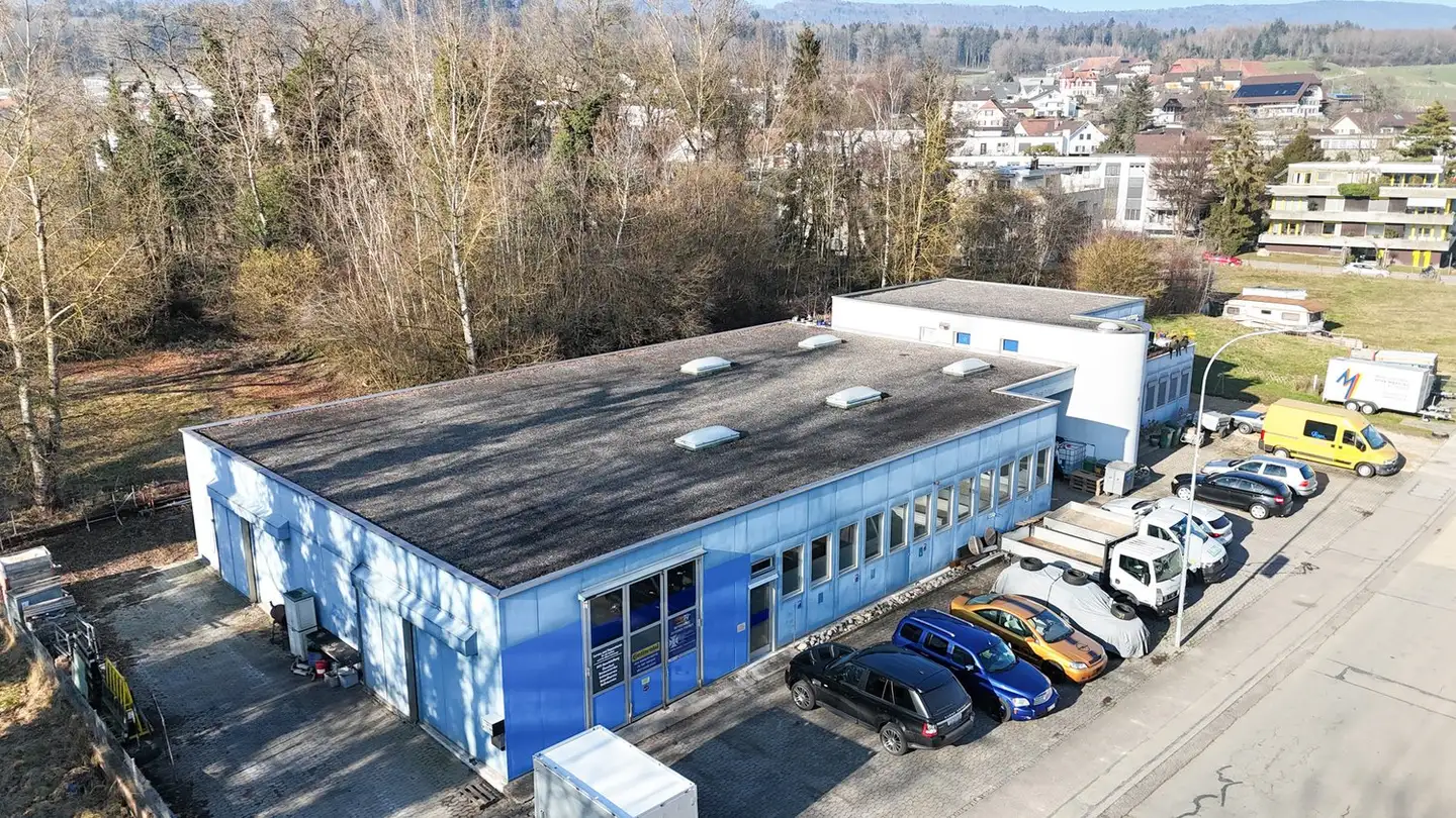 Immeuble industriel à louer - 2552 Orpund