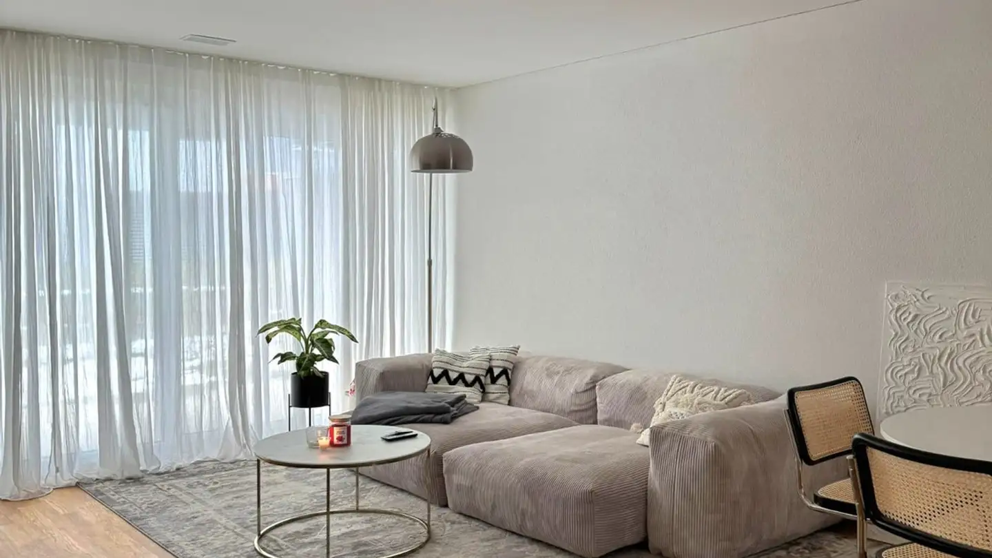 Appartement à louer - Badenerstrasse 841, 8048 Zürich